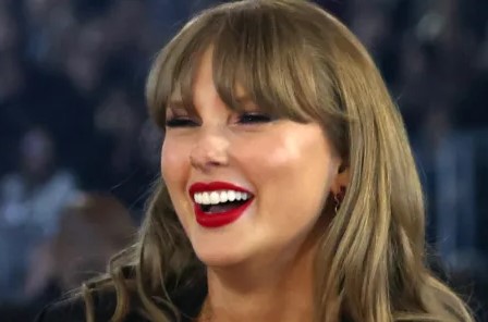  How are Taylor Swift's teeth today?